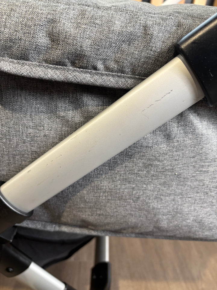 PRE LOVED Bugaboo Donkey3 Twin Bundle - Grey Melange