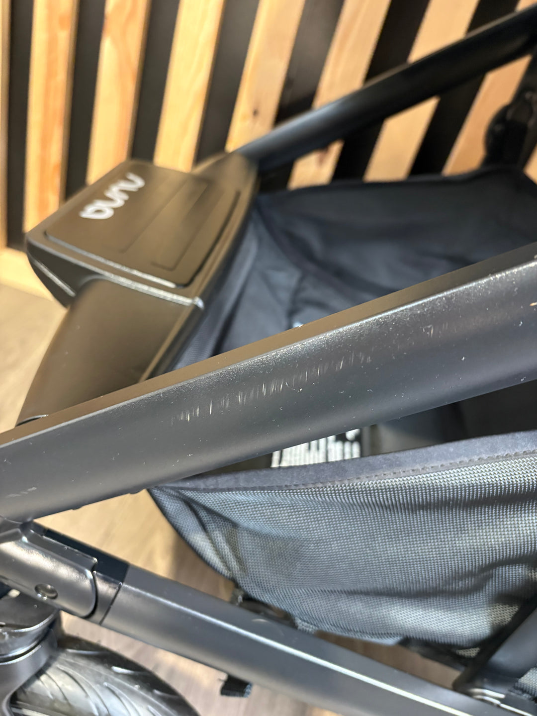 PRE LOVED Nuna Mixx Travel System - Granite