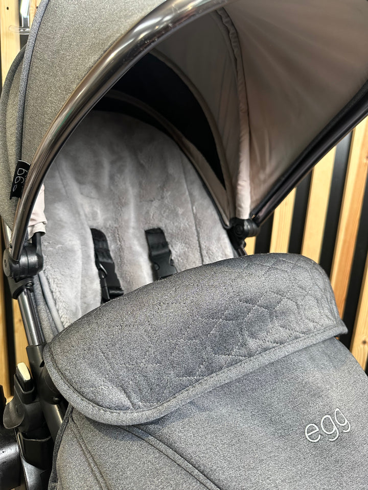 PRE LOVED egg2 Travel System - Quartz