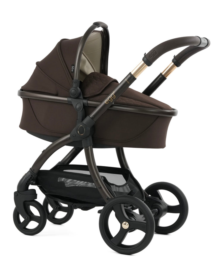 egg3 Luxury Maxi-Cosi Cabriofix i-Size Travel System Bundle - AINR Exclusive Turkish Coffee