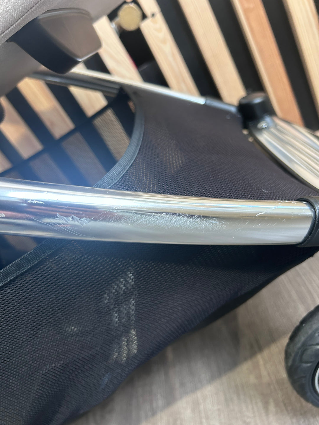 PRE LOVED Mamas & Papas Flip XT3 Travel System - Biscuit