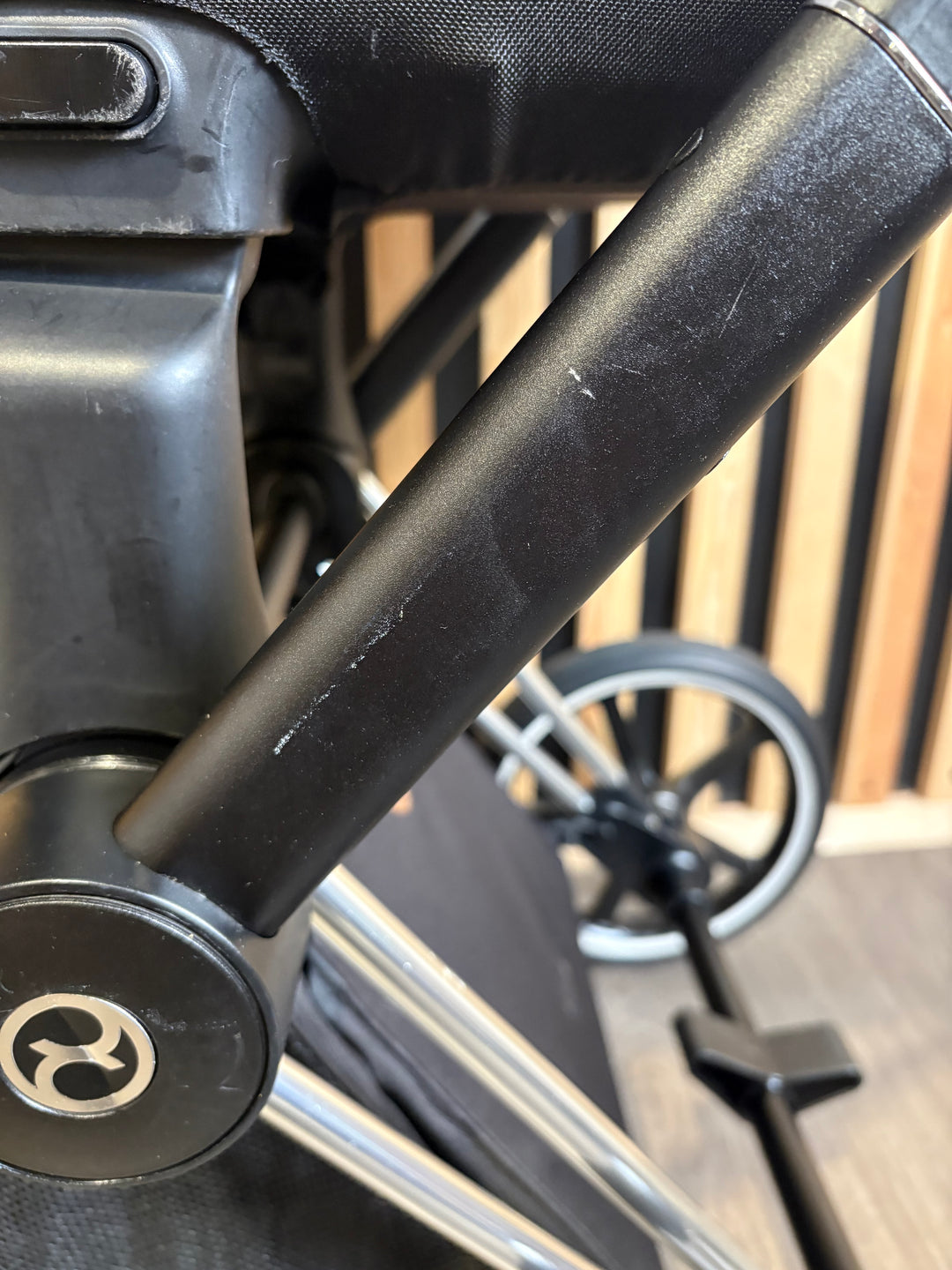 PRE LOVED Cybex Priam Pram + Pushchair - Manhattan Grey/Chrome