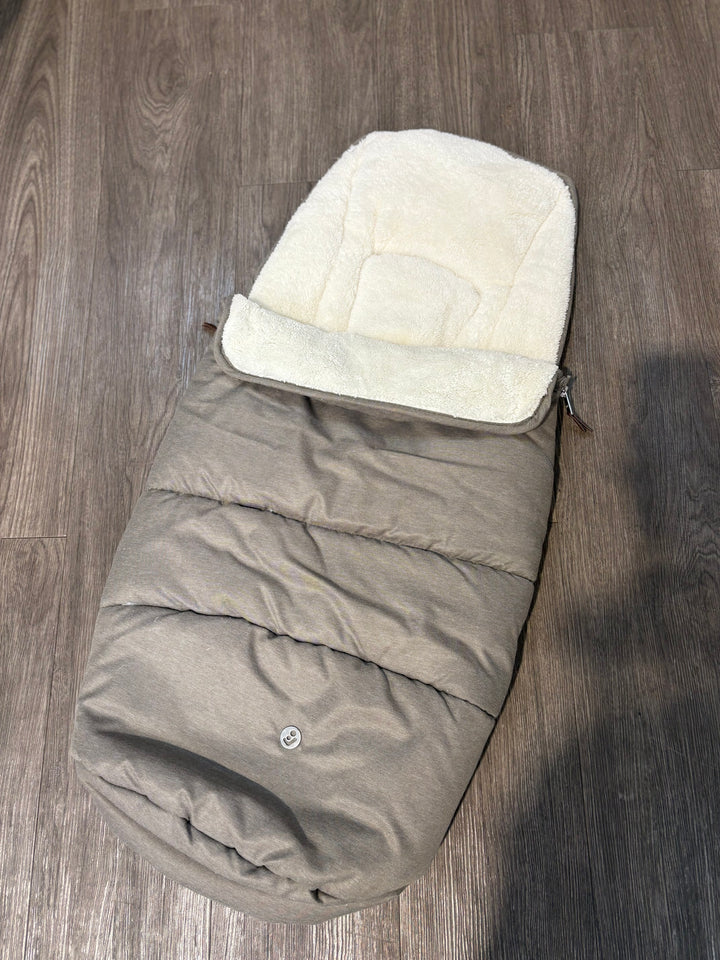 EX DISPLAY Maxi-Cosi 2-in-1 Footmuff - Twillic Truffle