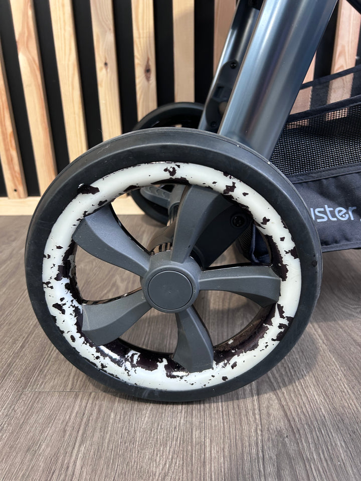 PRE LOVED Babystyle Oyster3 Travel System - Kingfisher