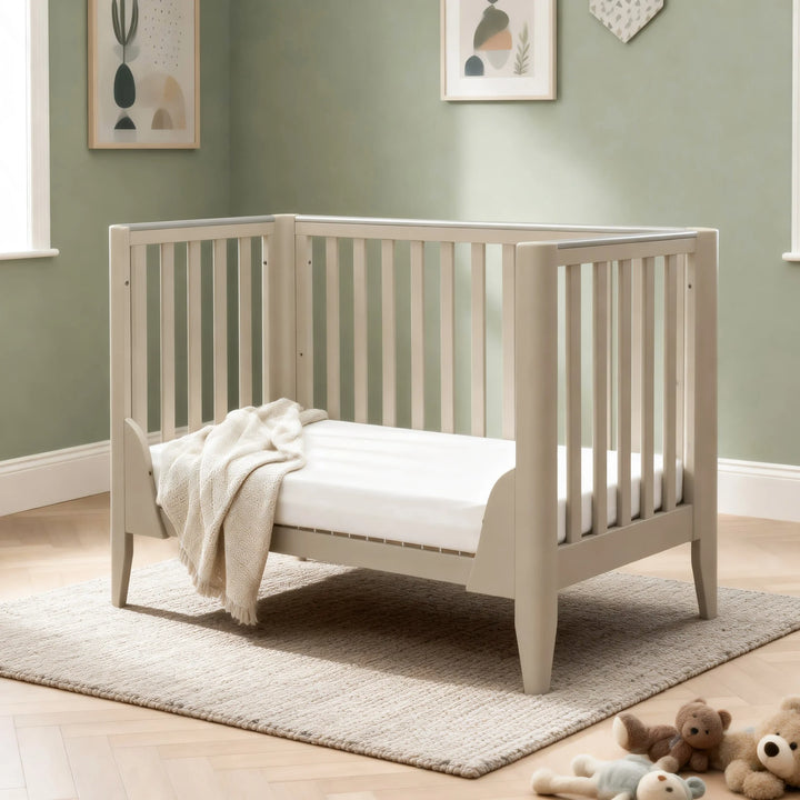 Babymore Iris Cot Bed – Cashmere