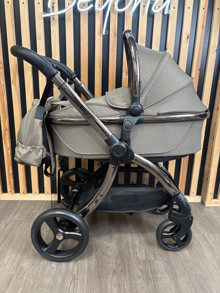 PRE LOVED egg3 Travel System - Mink