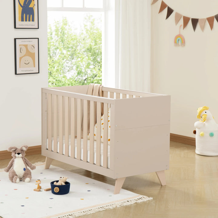 Babymore Dante Mini Cot Bed – Cashmere