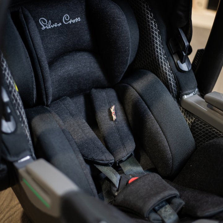 PRE LOVED Silver Cross Dream i-size Car Seat - Donington