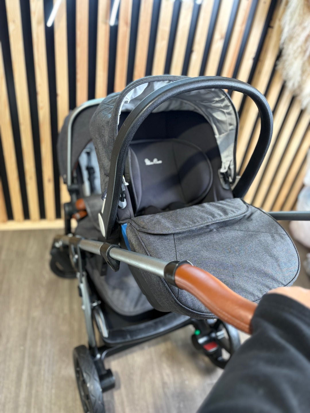 PRE LOVED Silver Cross Wave Double Travel System - Charcoal
