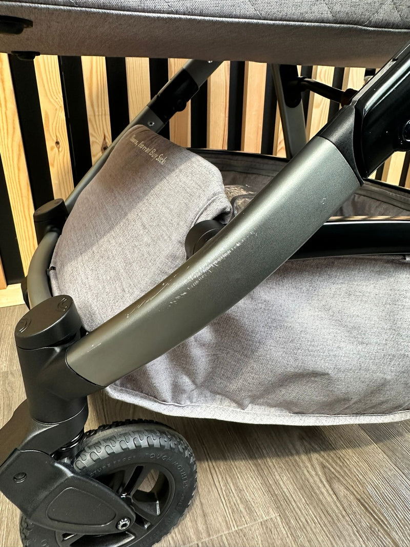 PRE LOVED Cosatto Wow 3 Travel System - Bobtail
