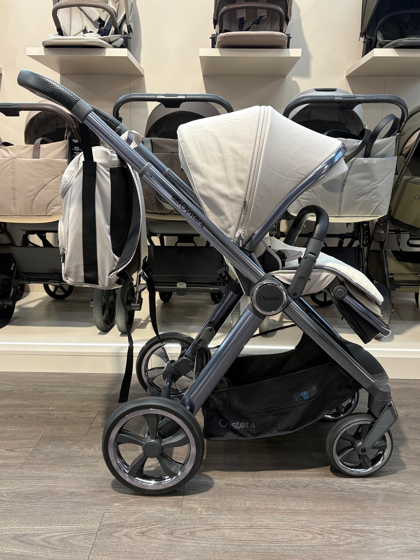 PRE LOVED Babystyle Oyster4 Travel System - Stone