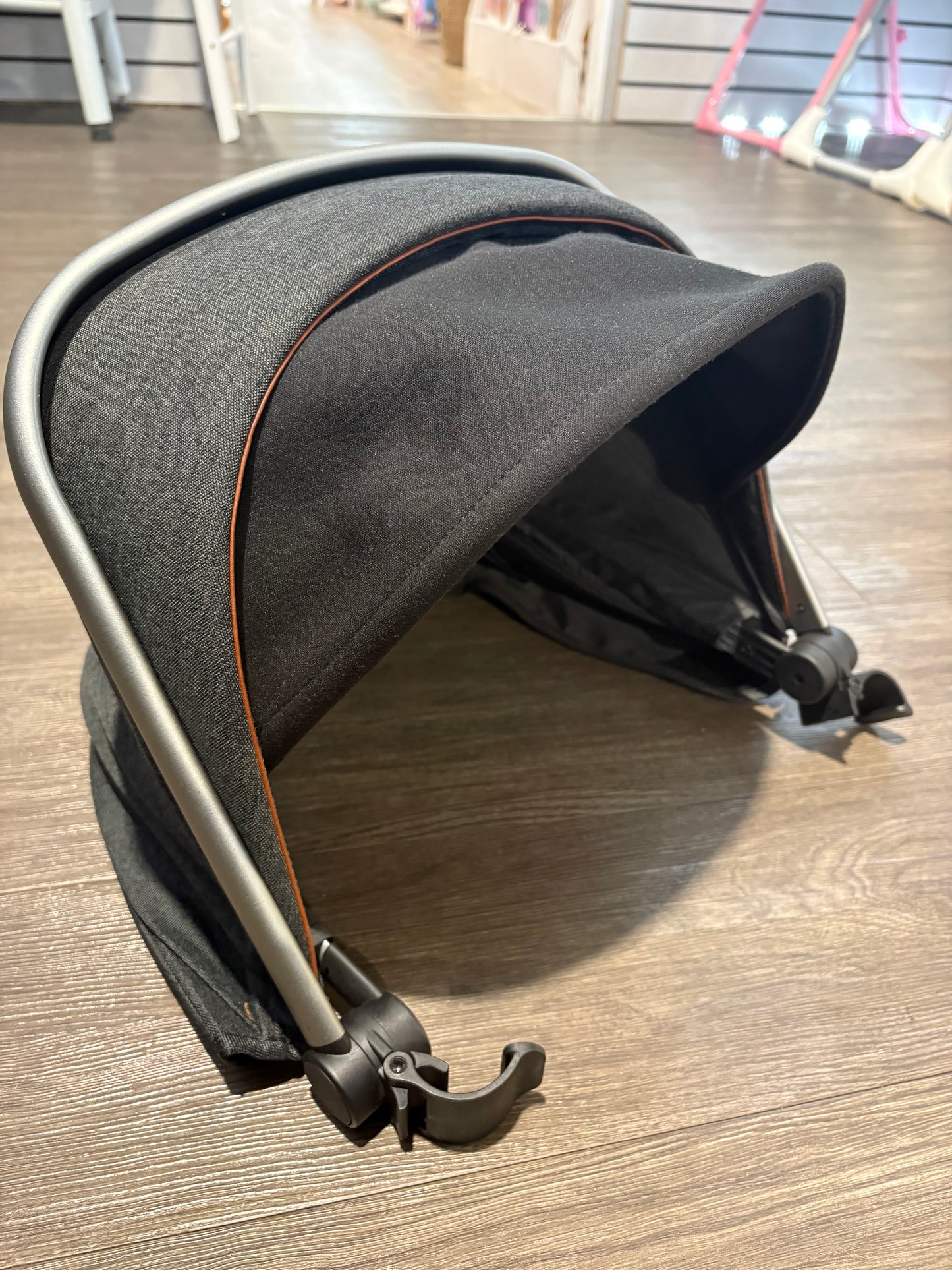 PRE LOVED Silver Cross Wave Hood - Charcoal