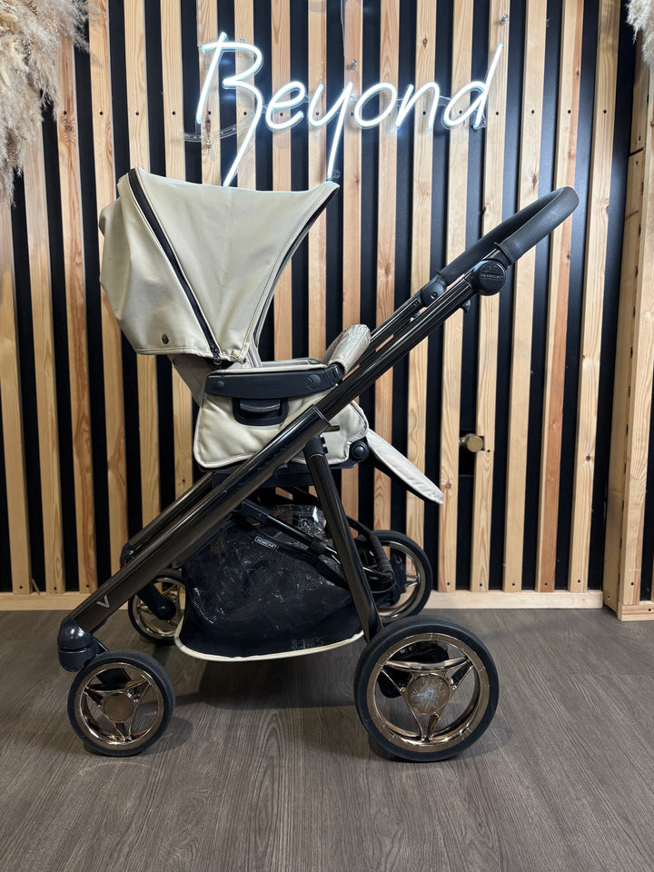 PRE LOVED Bebecar V-Pack 2-in-1 Travel System - Latte