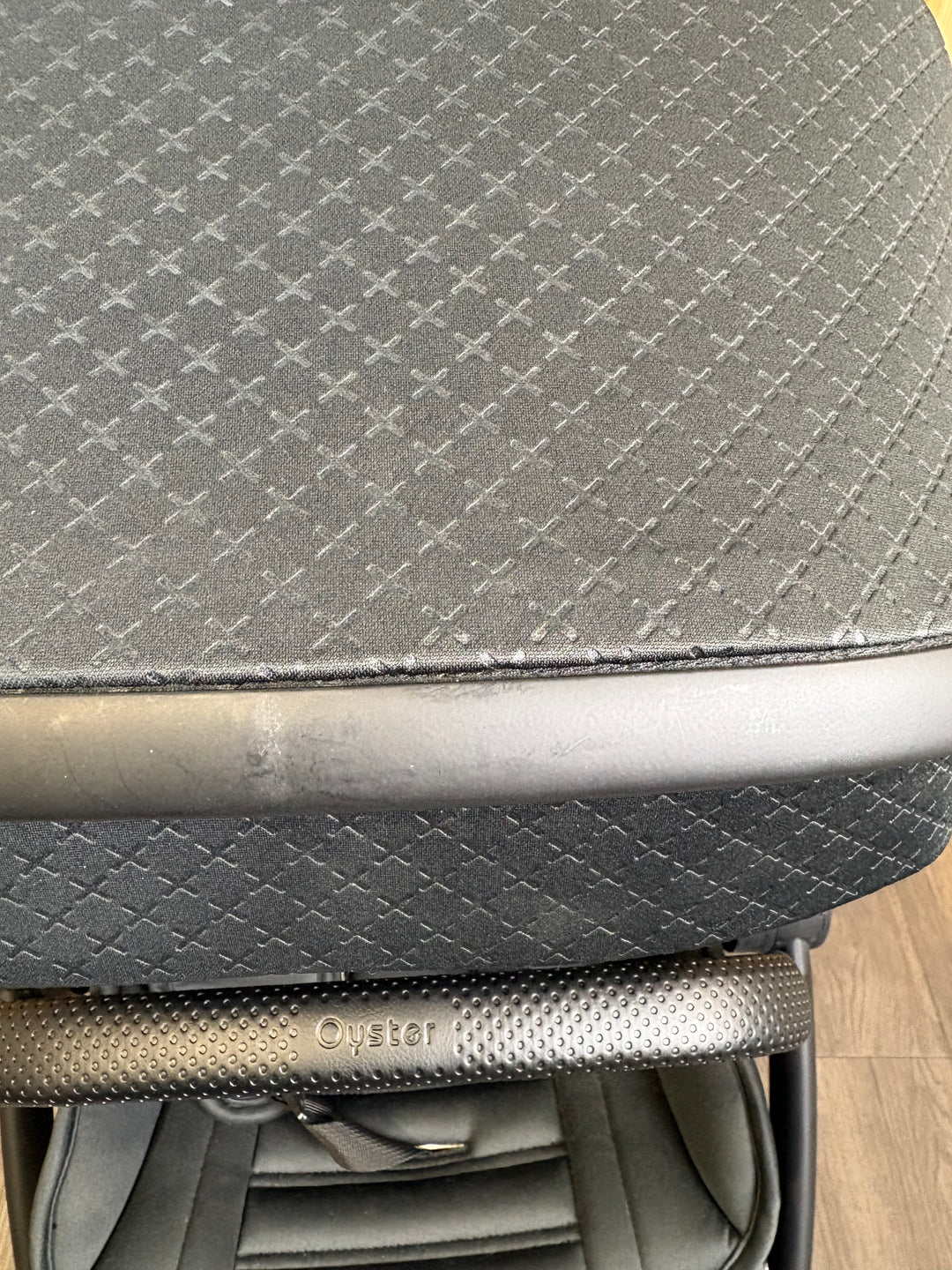 EX DISPLAY Babystyle Oyster4 2-in-1 Travel System - Raven