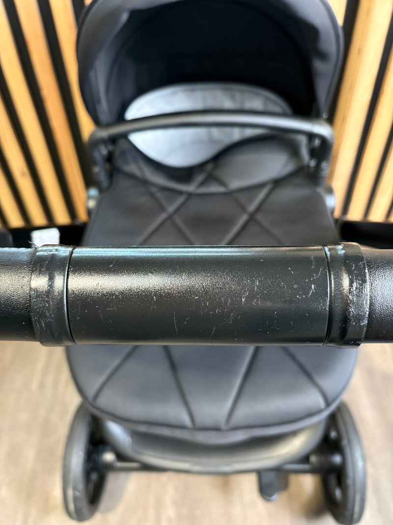 PRE LOVED iCandy Orange3 Pram + Pushchair - Black