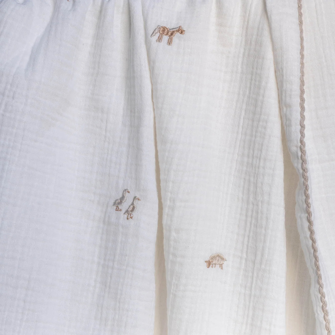 Avery Row Embroidered Muslin Blanket - Little Farm