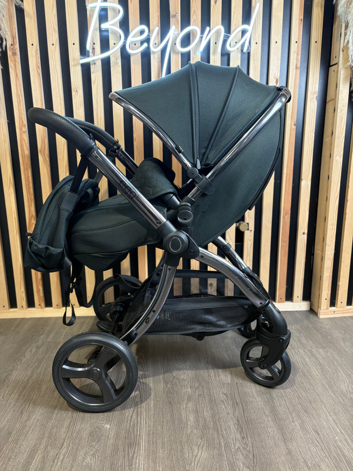 PRE LOVED egg3 Travel System - Black Olive