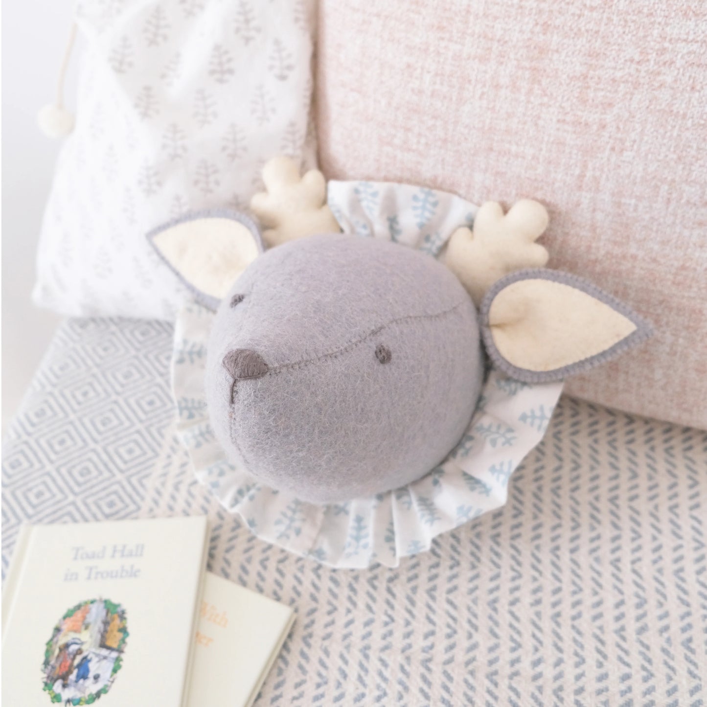 Fiona Walker Baby Deer with Vintage Ruff Head Mini - Grey