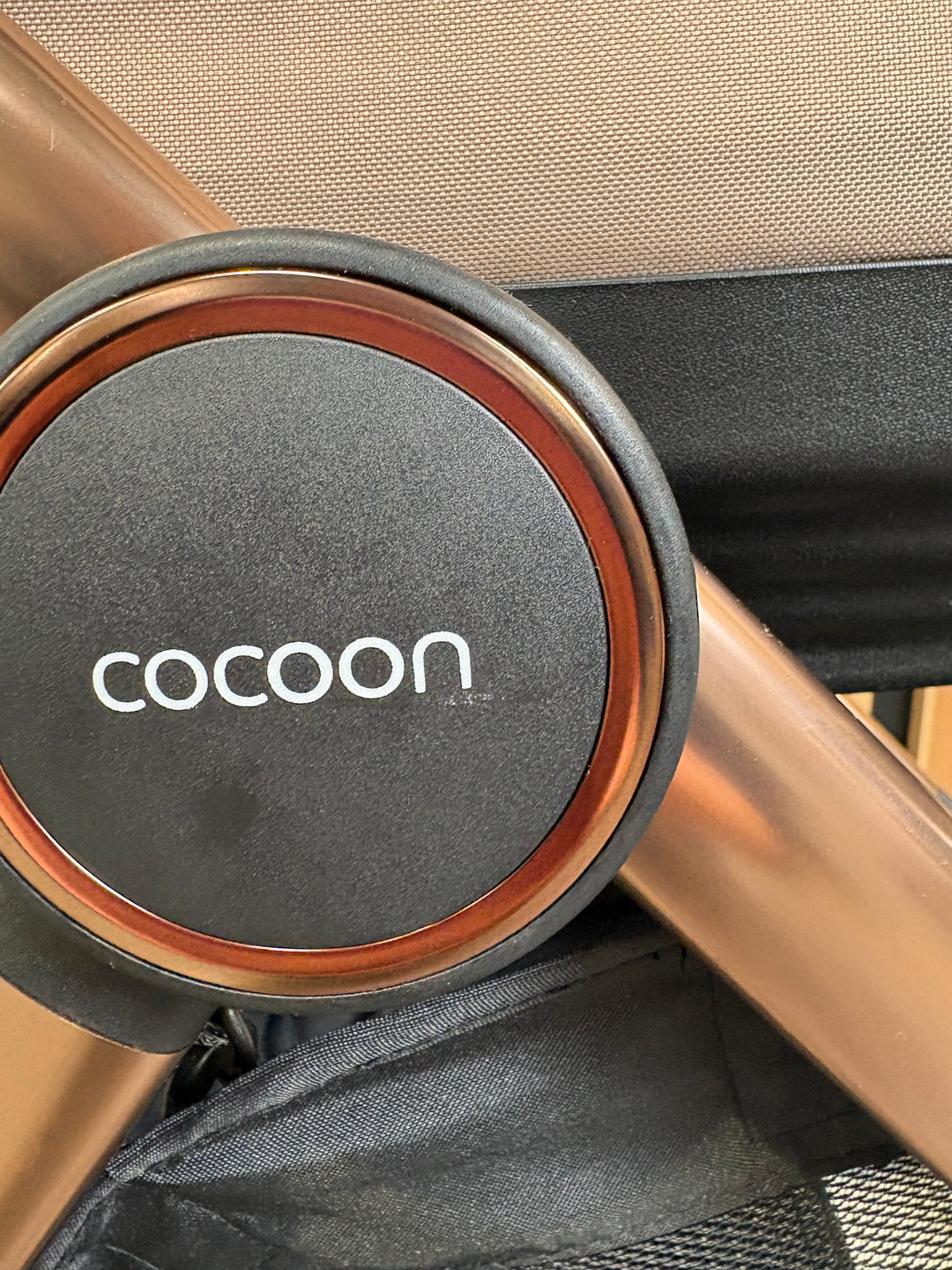 EX DISPLAY Mee-go Cocoon 3in1 Travel System - Toffee