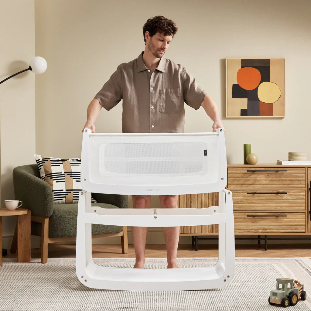 SnuzPod5 Bedside Crib - White