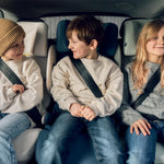 Axkid UP Car Seat - Beachgrass Beige + FREE FOOTREST WORTH £50!