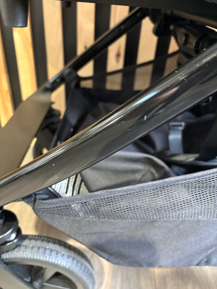 PRE LOVED Venicci Tinum Upline 2-in-1 Travel System - Slate Grey