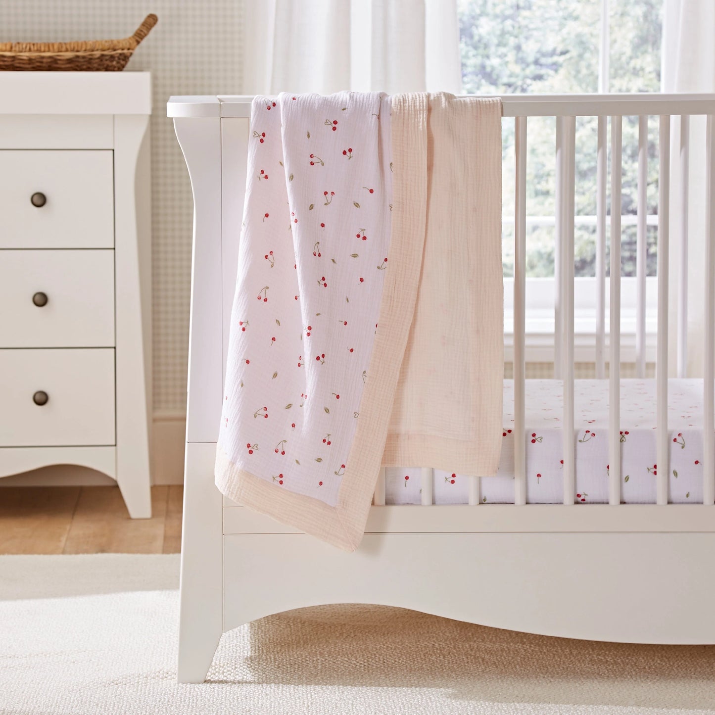 CuddleCo 4 Piece Cot Bed Bedding Set - Ditsy Cherry