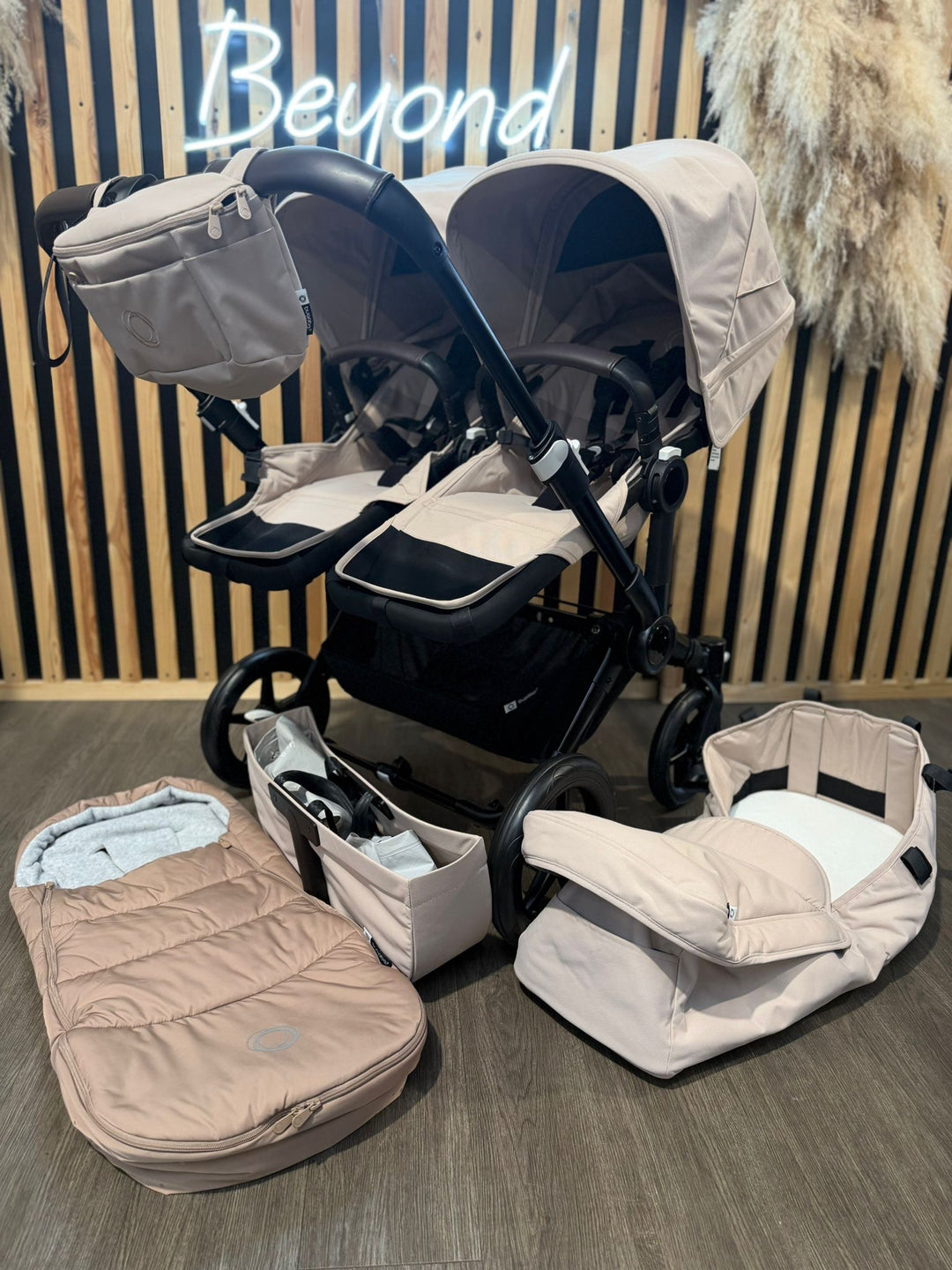 PRE LOVED Bugaboo Donkey 5 Duo Bundle - Desert Taupe