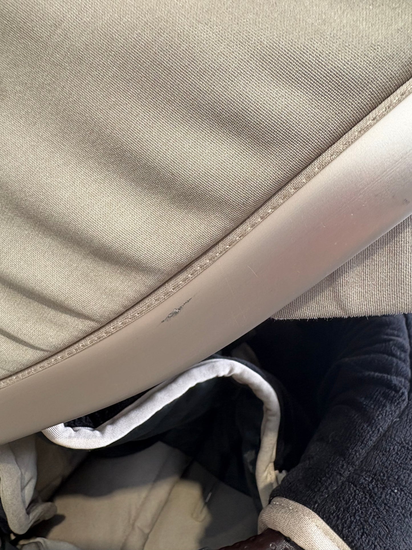 PRE LOVED Babystyle Oyster3 Pram + Pushchair - Creme Brulee