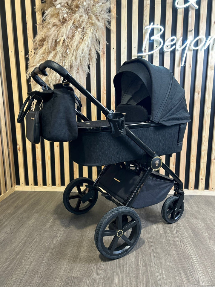 PRE LOVED Venicci Tinum Upline Travel System - All Black