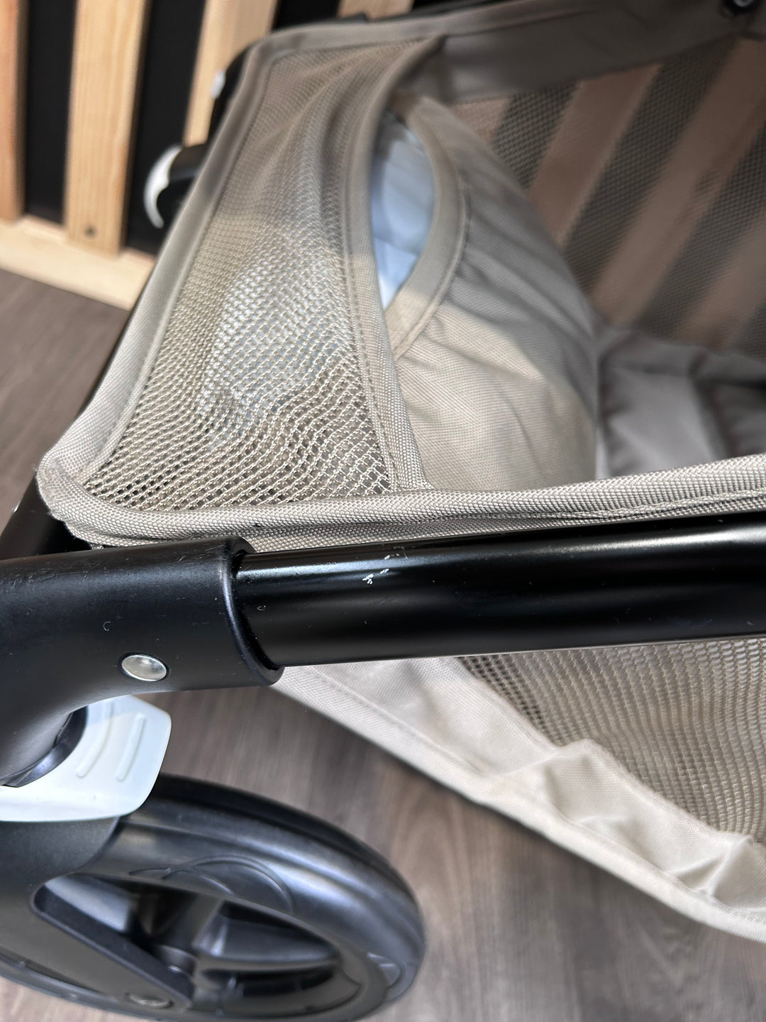 PRE LOVED Bugaboo Fox Travel System - Beige