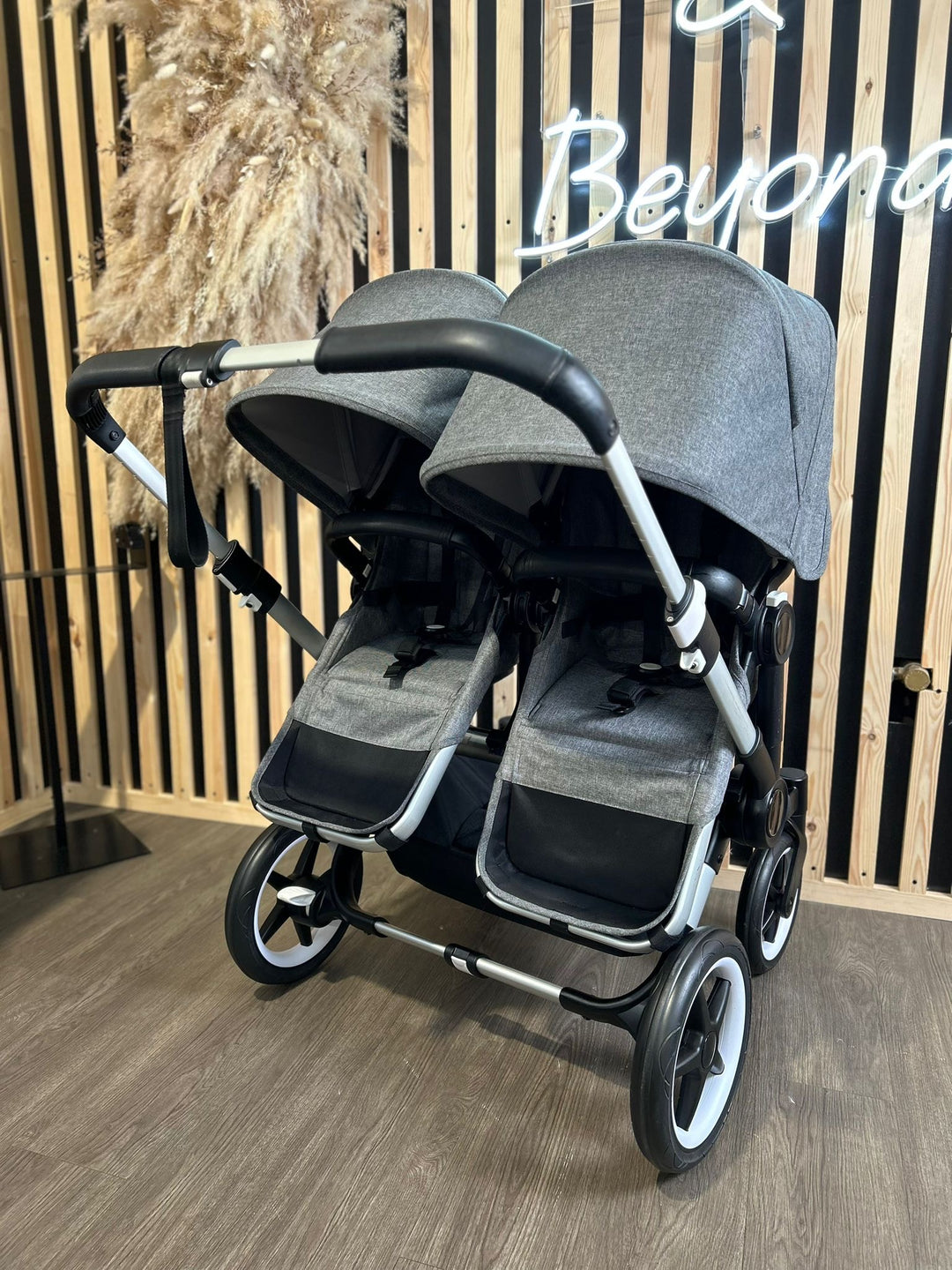 PRE LOVED Bugaboo Donkey 3 Duo - Grey Melange