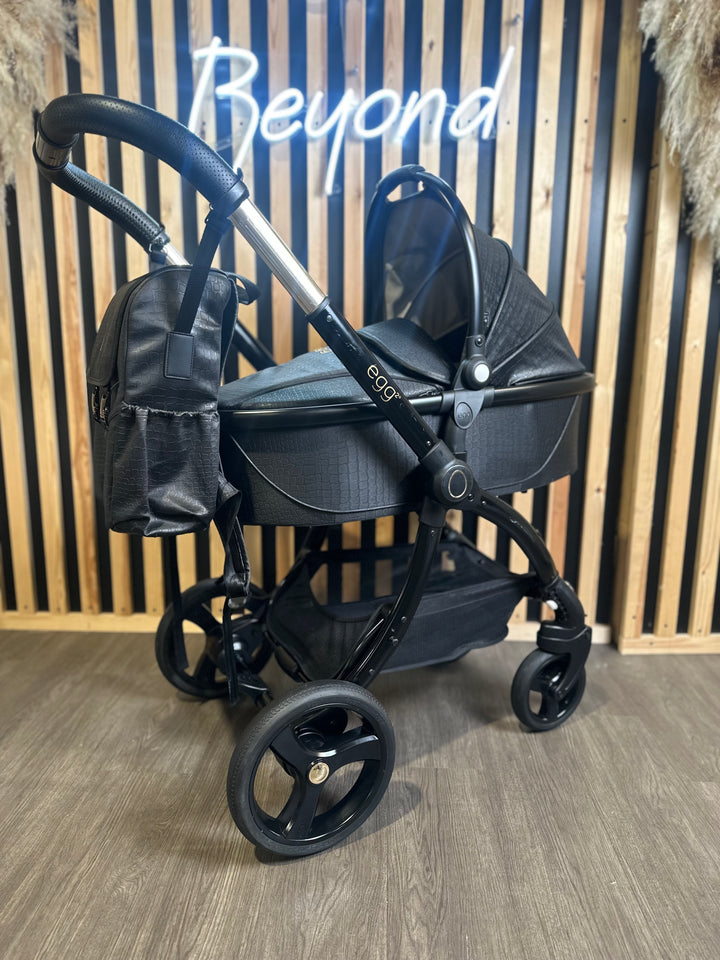 PRE LOVED egg2 Travel System - Jurassic Gold