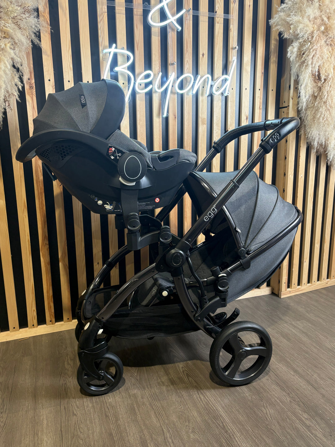 PRE LOVED egg2 Double Travel System - Quartz
