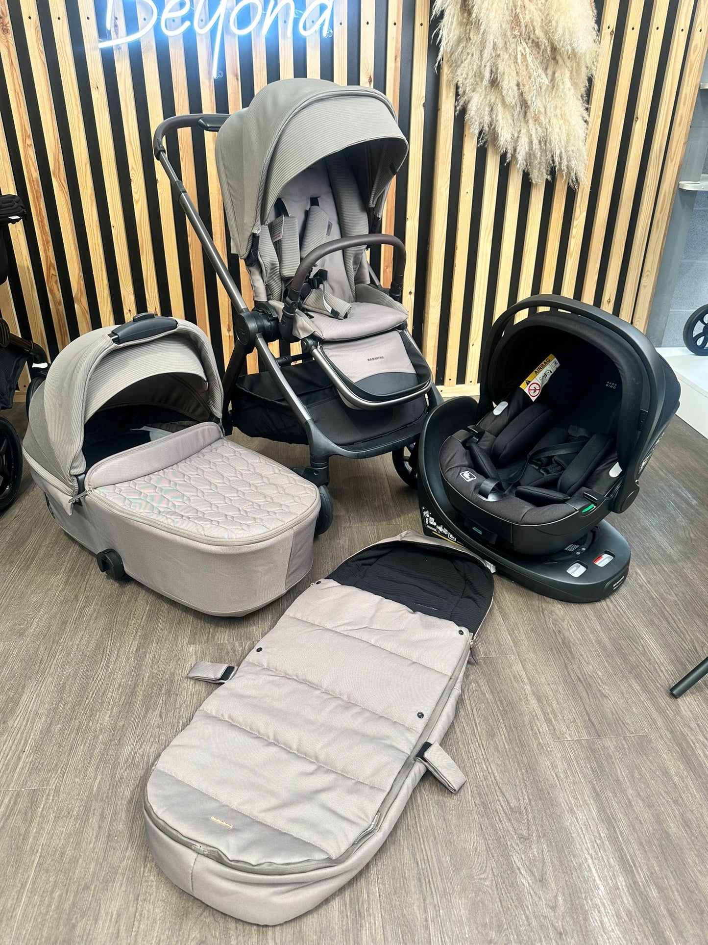 EX DISPLAY Bababing Raffi 4-in-1 Travel System - Minky