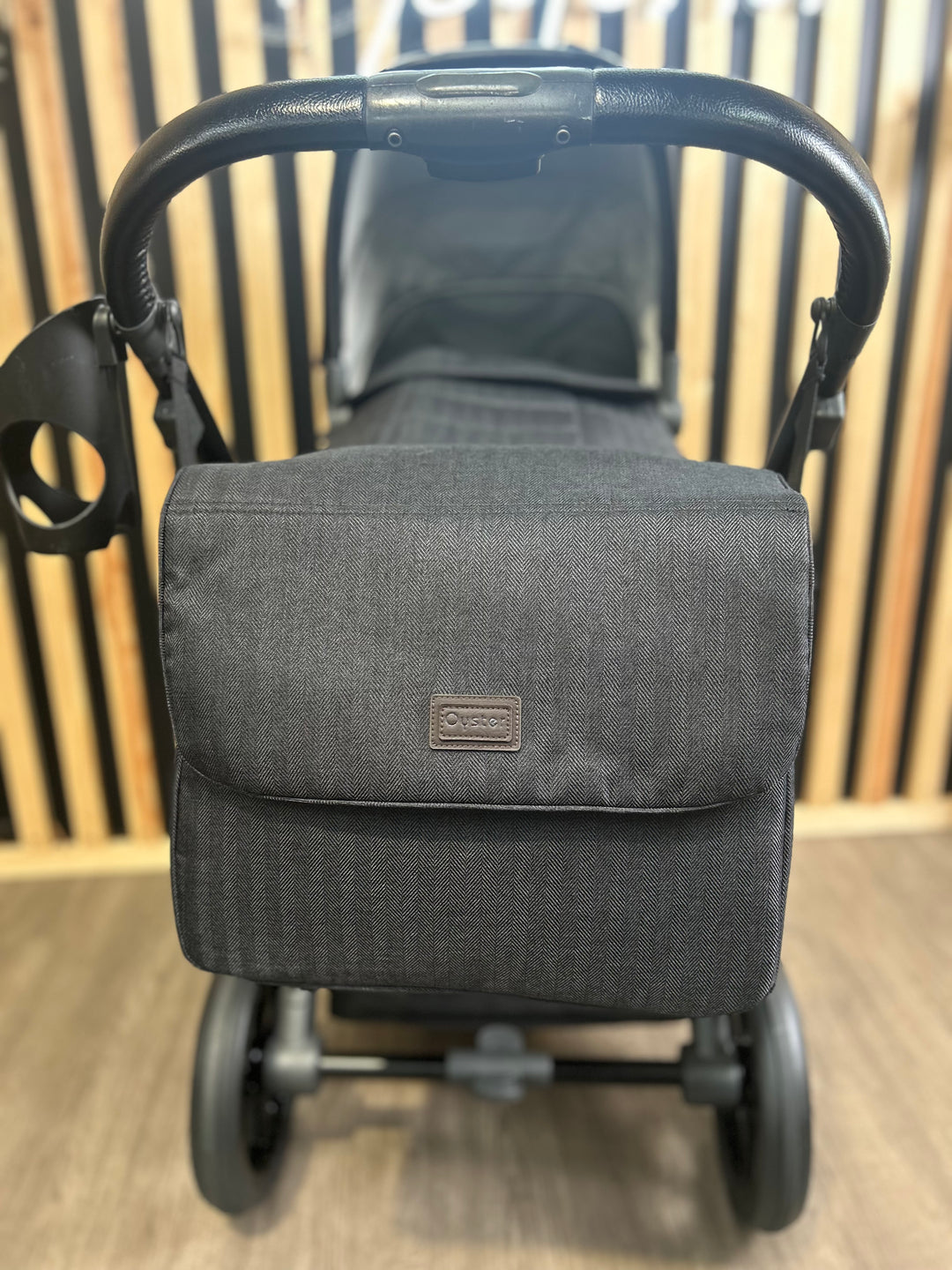 PRE LOVED Babystyle Oyster3 Travel System - Pepper