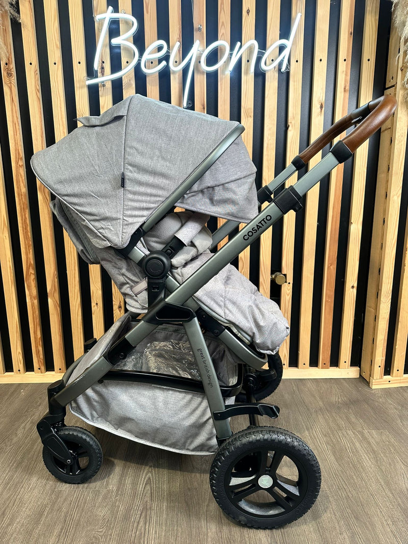 PRE LOVED Cosatto Wow 3 Travel System - Bobtail