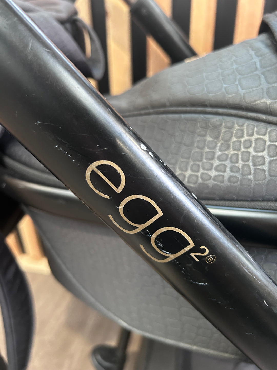 PRE LOVED egg2 Travel System - Jurassic Gold