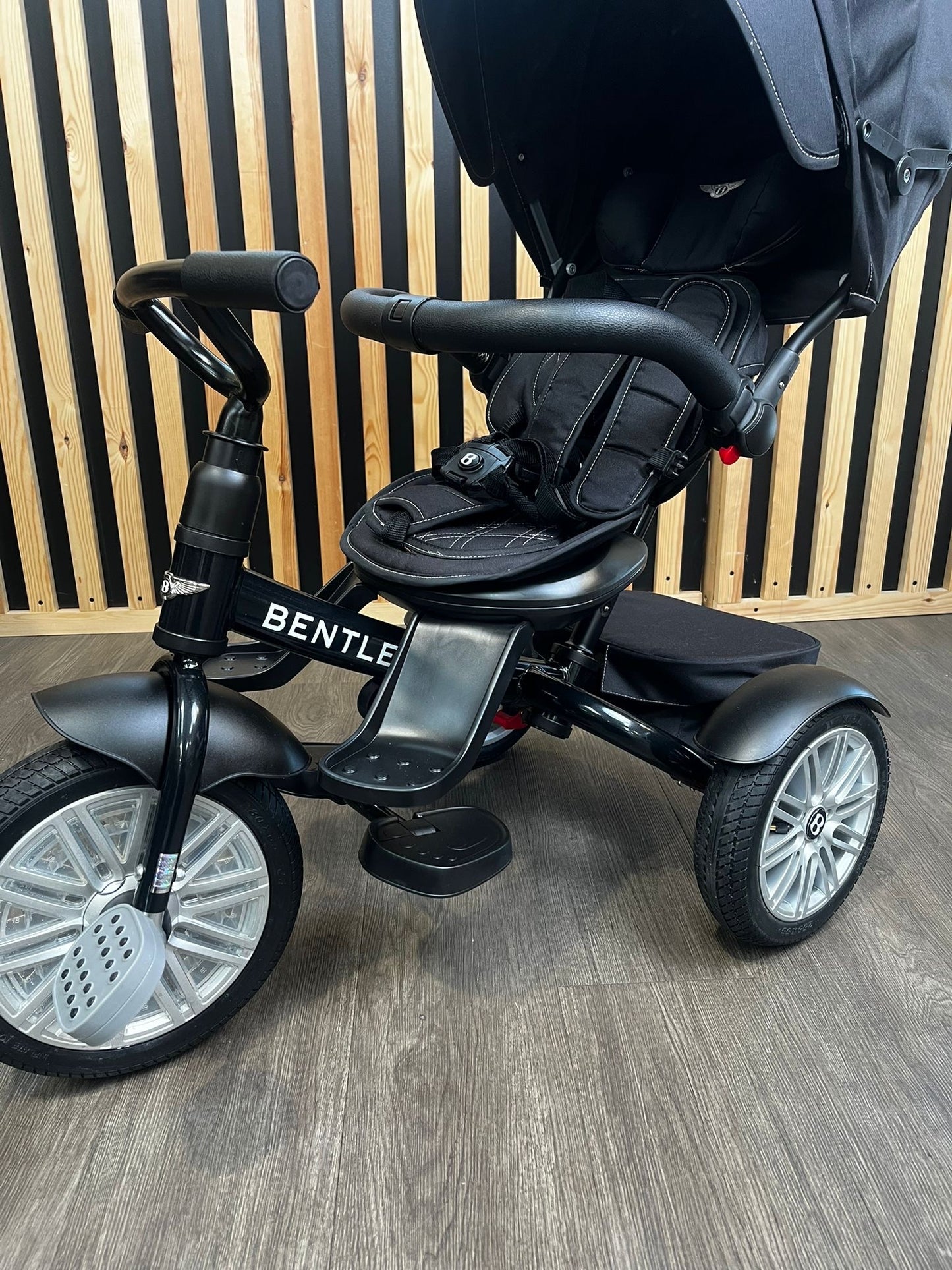 PRE LOVED Bentley 6-in-1 Trike - Onyx
