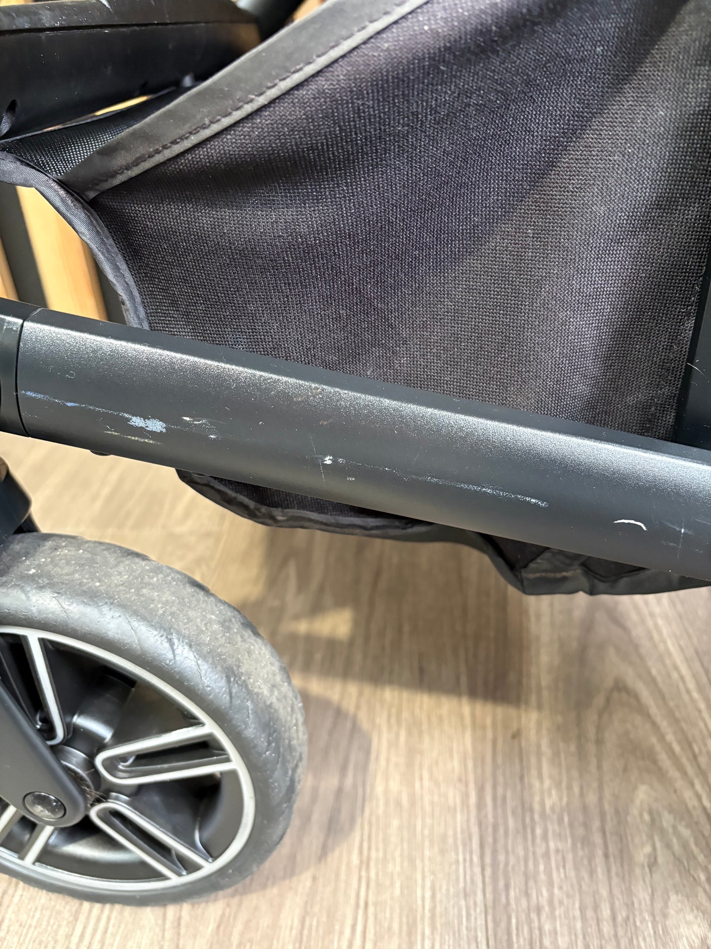 PRE LOVED Nuna Mixx Travel System - Caviar