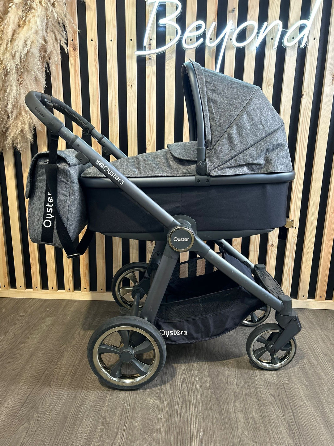 PRE LOVED Babystyle Oyster3 Pram & Pushchair - Mercury/City Grey