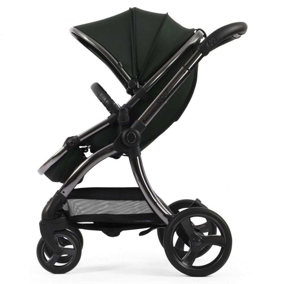 egg 3 Luxury Cloud T i-Size Travel System Bundle - Black Olive