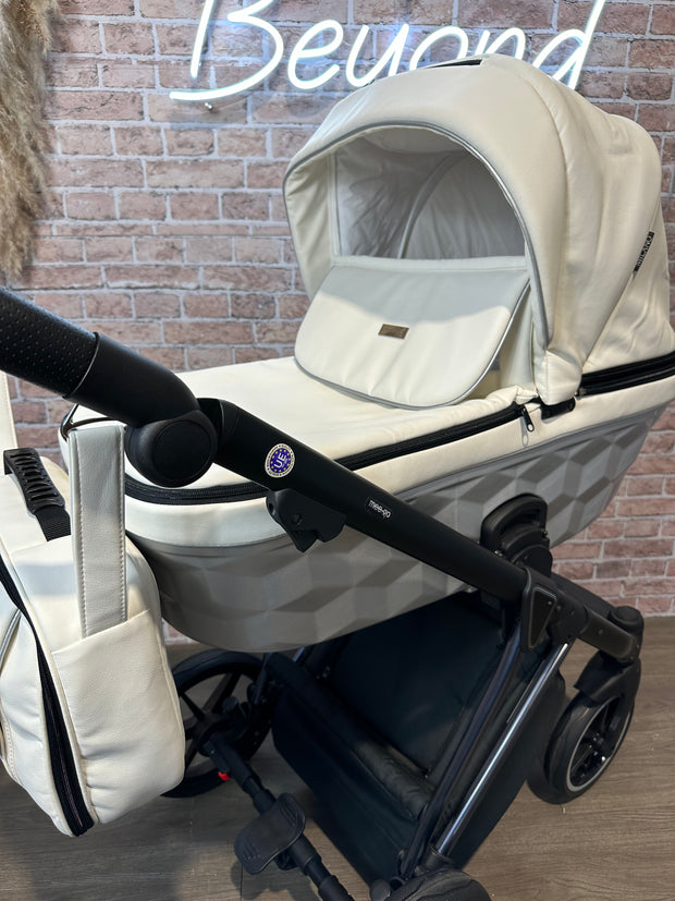 EX DISPLAY Mee-go New Milano Special Edition Travel System - White Leatherette