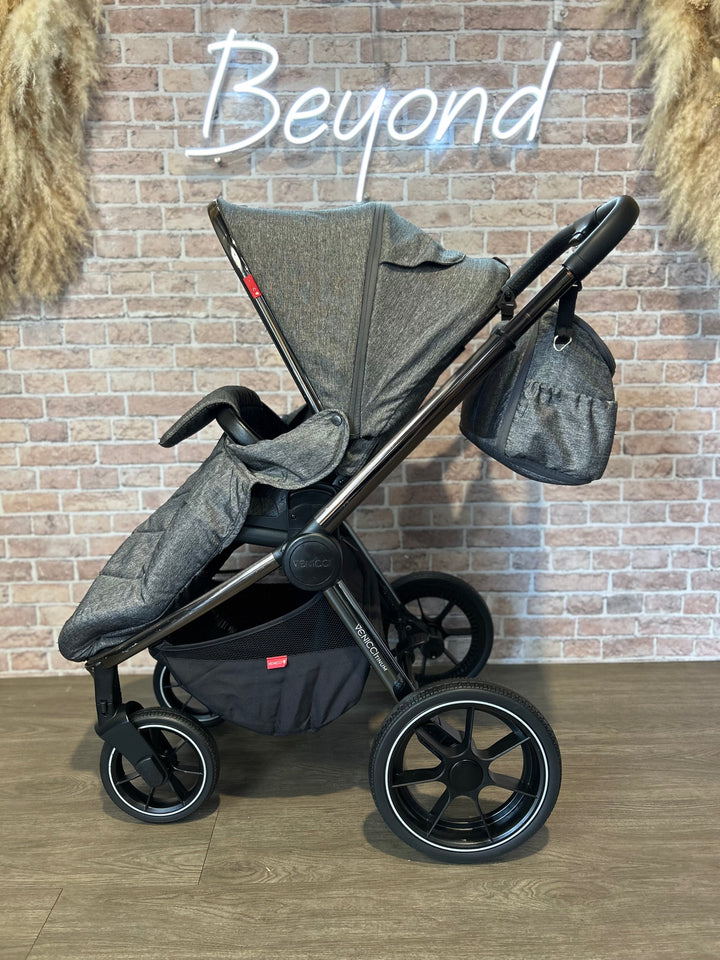 PRE LOVED Venicci Tinum Travel System - Grey