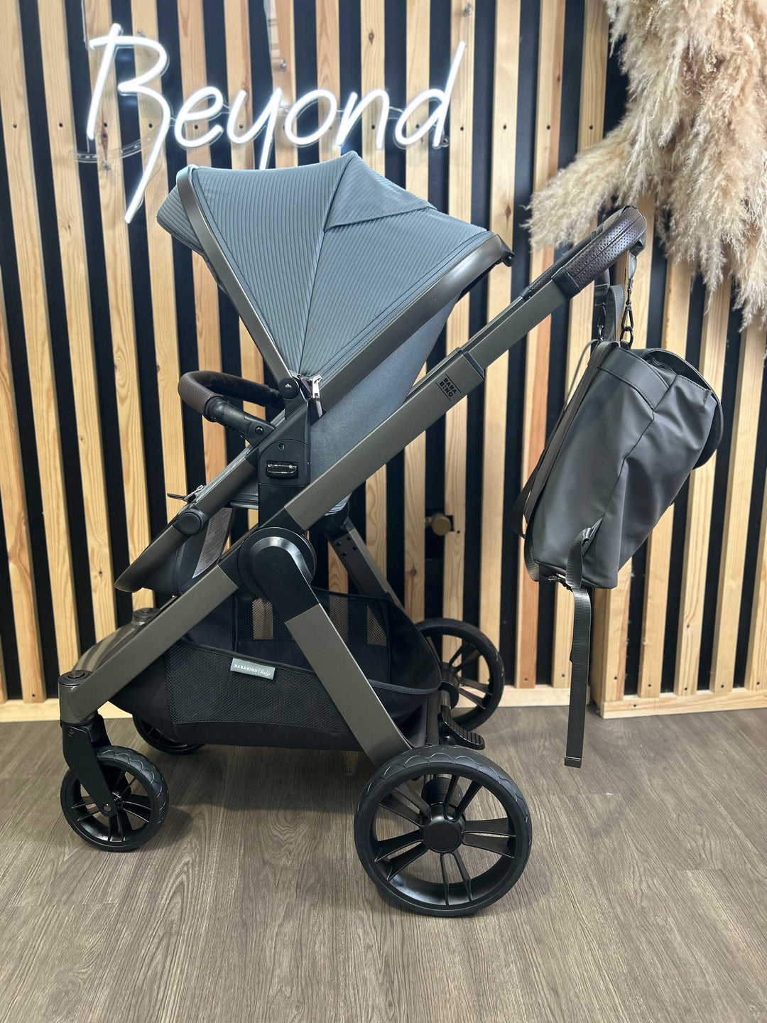 PRE LOVED Bababing Raffi Travel System - Duck Egg