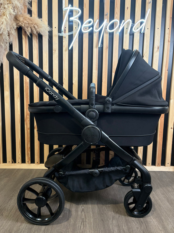 EX DISPLAY iCandy Peach 7 Travel System - Jet Black