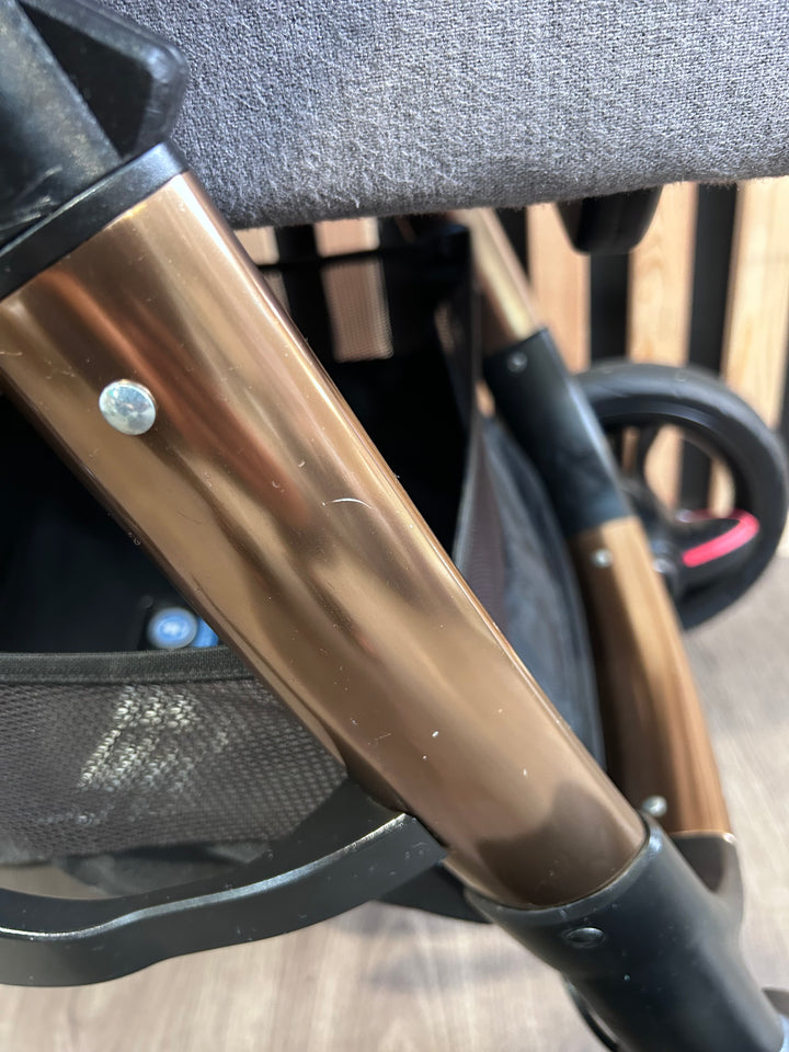 PRE LOVED Mamas & Papas Ocarro Travel System - Simply Lux