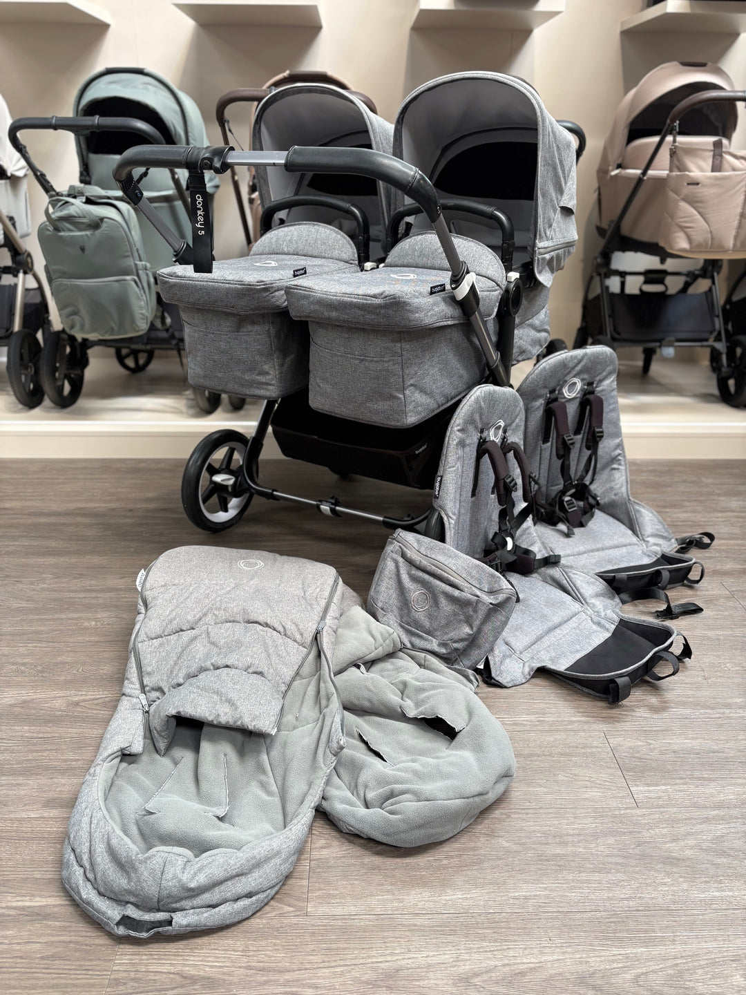 PRE LOVED Bugaboo Donkey5 Twin Bundle - Grey Melange