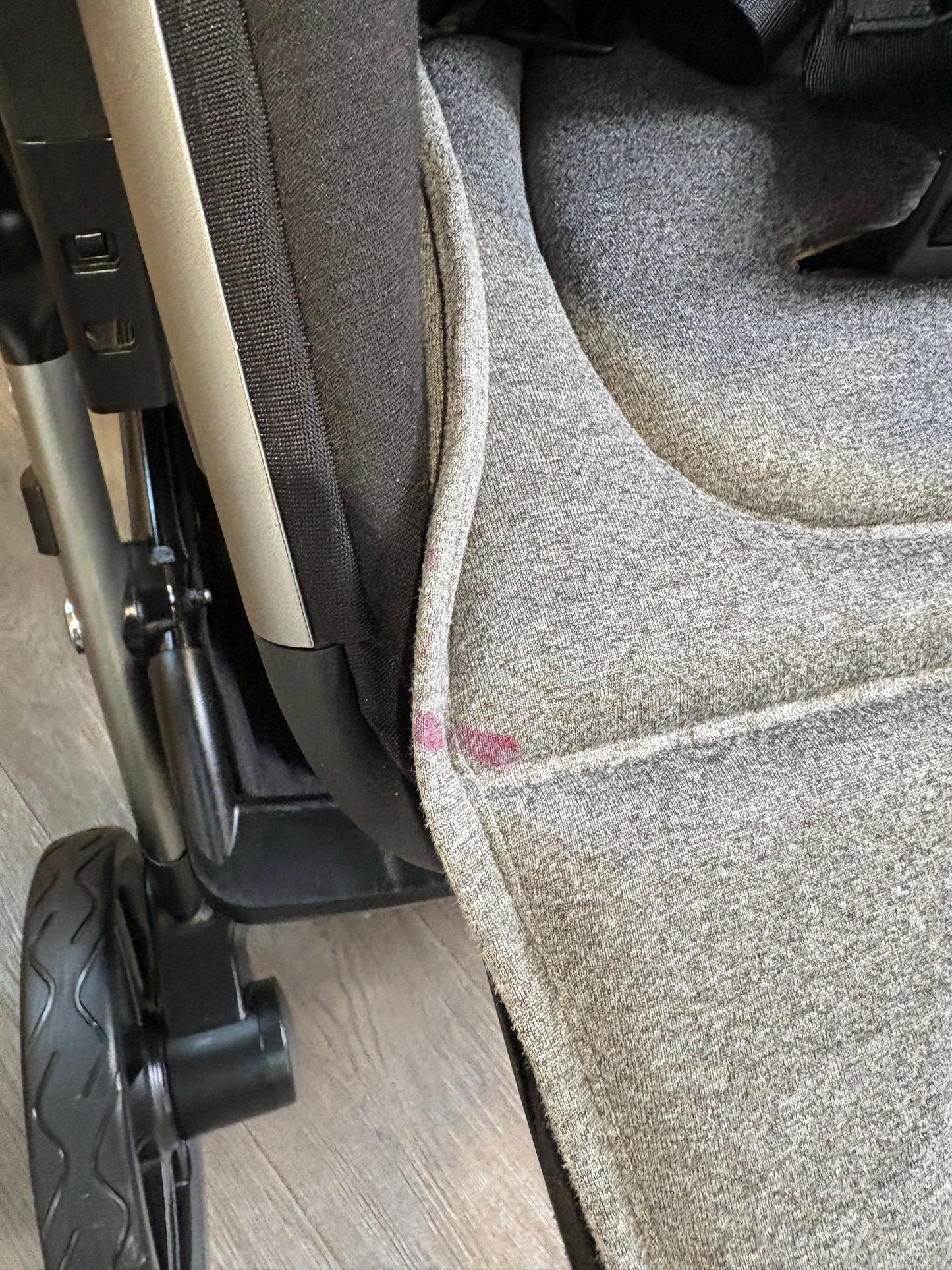 PRE LOVED Silver Cross Wave Double Travel System - Charcoal