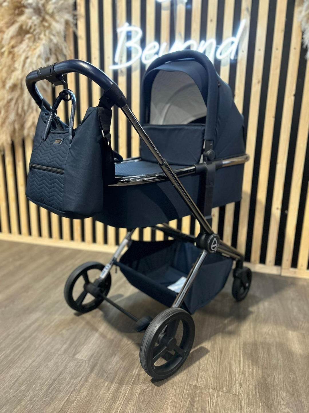 PRE LOVED Mee-go Pure 2 in 1 Pram & Pushchair - True Blue